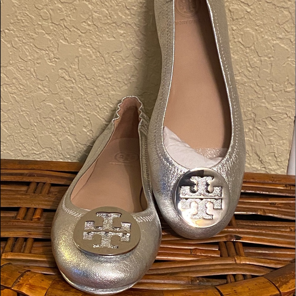 Tory Burch - Authentic Minnie embellished-logo